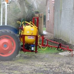 FertCast Tractor Sprayer 10m Boom, 300L Tank -Lawn Care Store fertcast sprayer 2 1